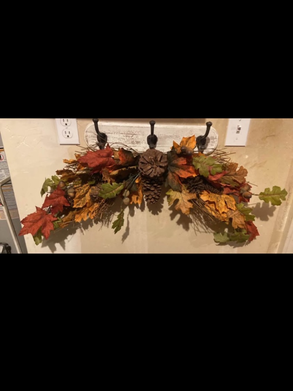 Over the door fall leaf decoration